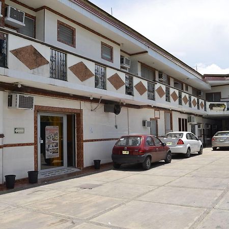 Hotel Real Azteca Chetumal Exterior foto